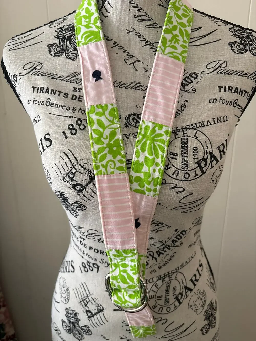 Maax Bluefish River Pink and Green Belt Medium